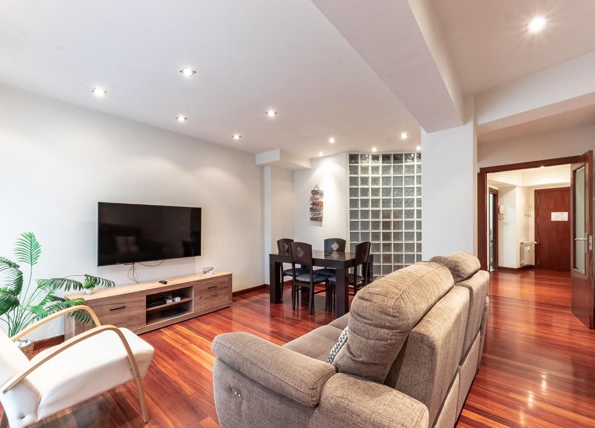 Apartment Amplio Y Acogedor Junto A Plaza Zabalburu