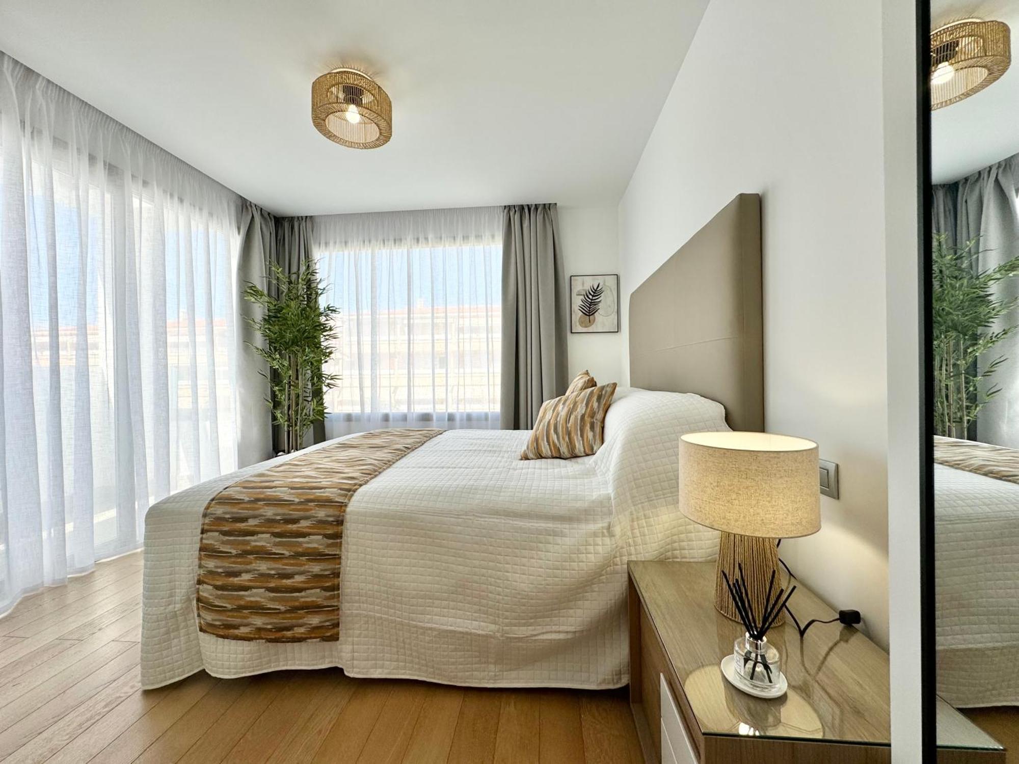 Welcome To Bali A Luxurious Modern Getaway Los Cristianos (Tenerife)