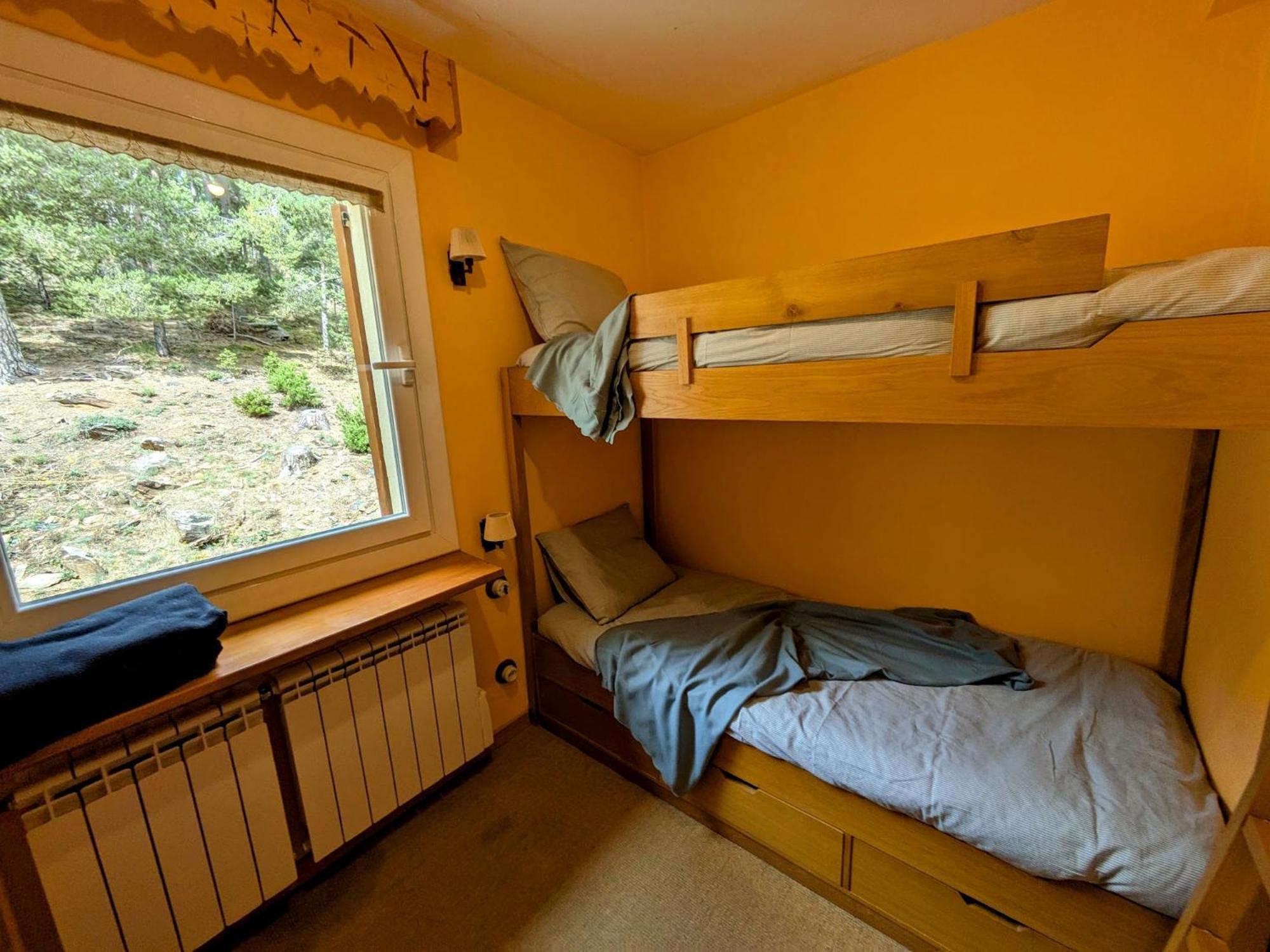 La Molina Tranquil Escape Apartment *