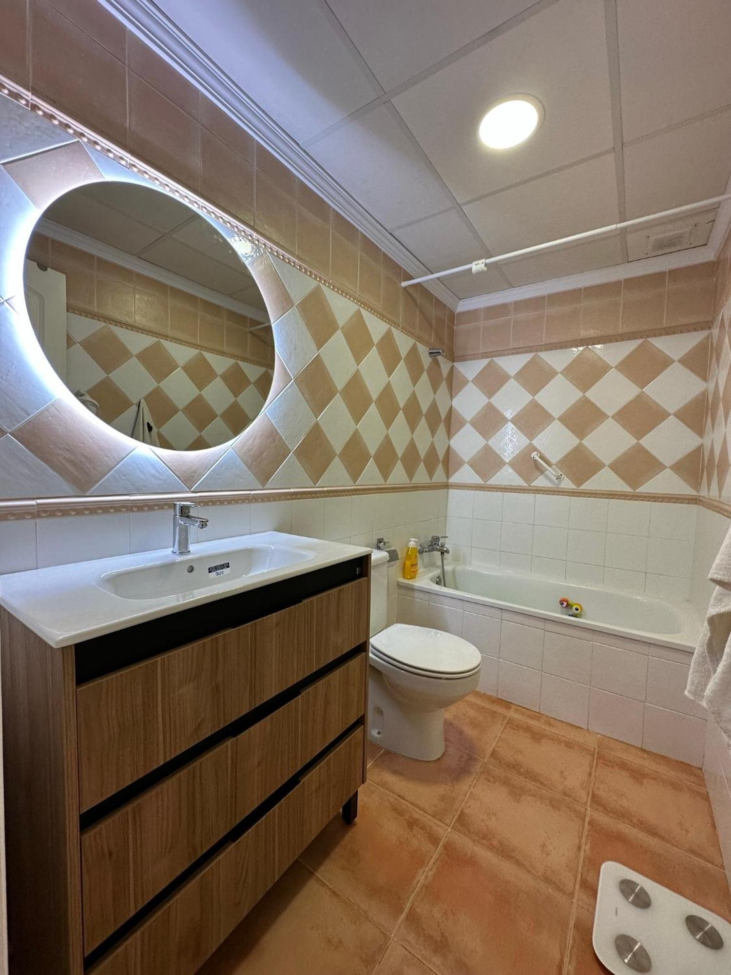 Apartamento Amplio Y Familiar Apartamento En Marbella