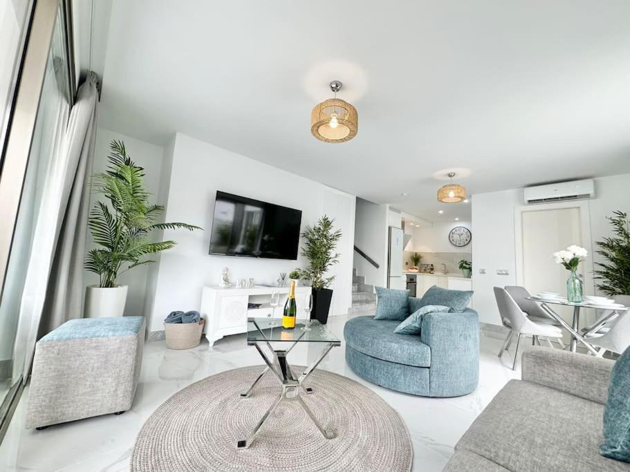 Welcome To Bali A Luxurious Modern Getaway Los Cristianos (Tenerife)