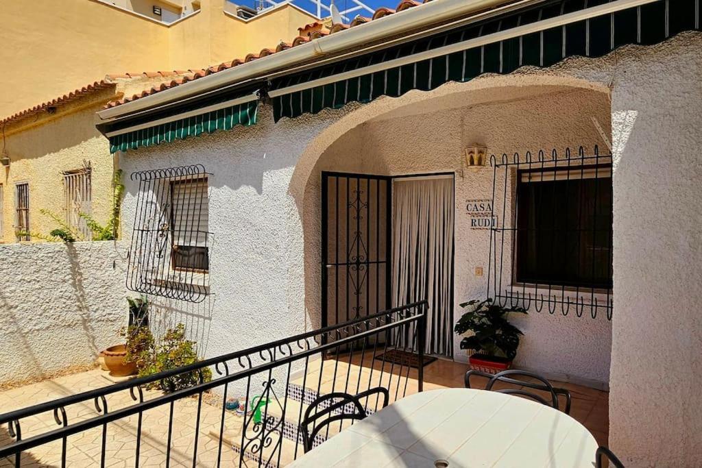 Casa Rudi - Urbanizacion La Marina