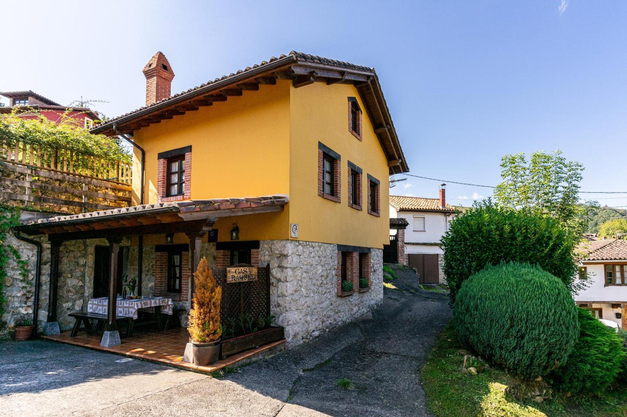 Casa Raquel *