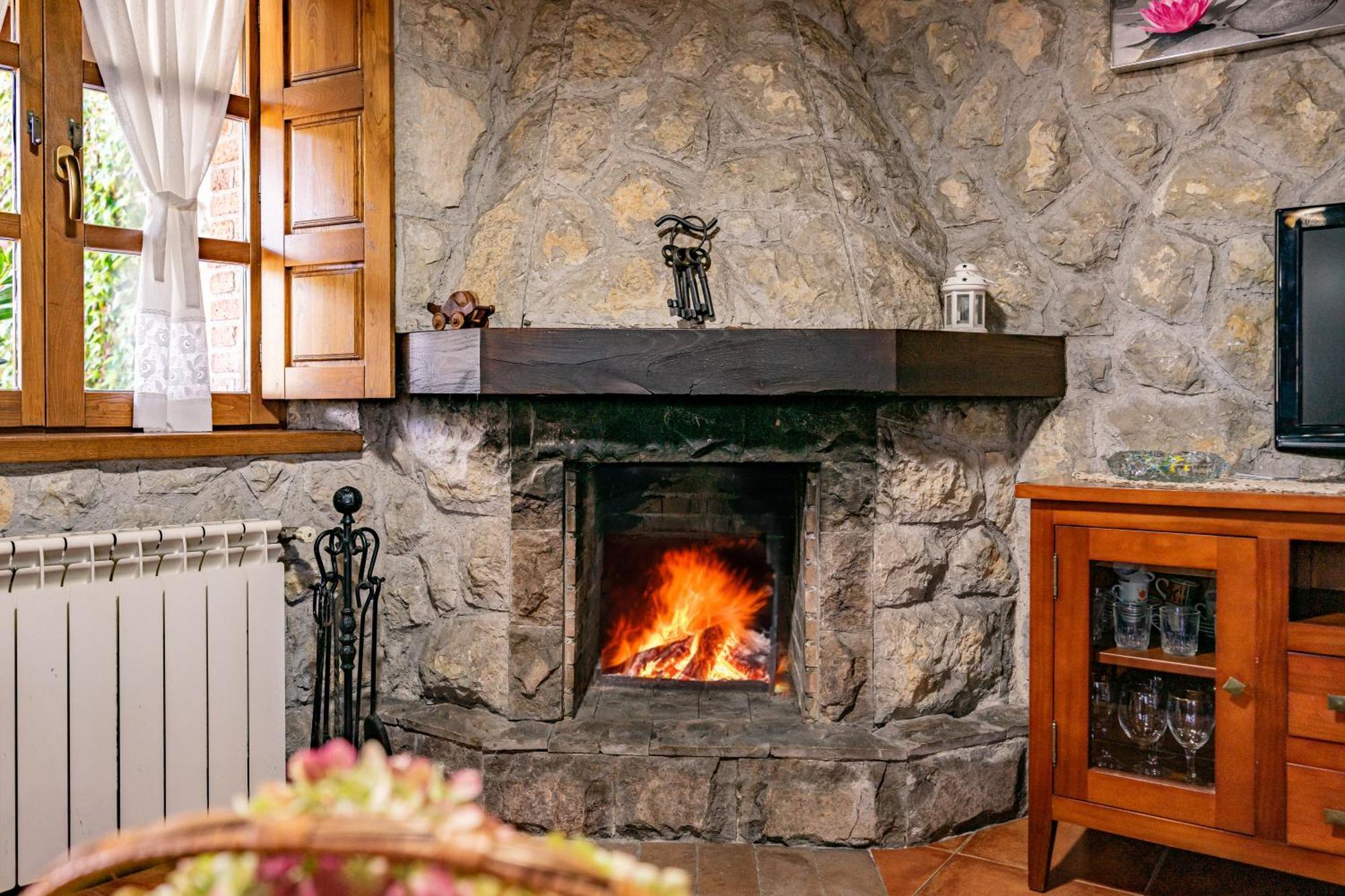 Holiday home Casa Raquel Mestas De Con
