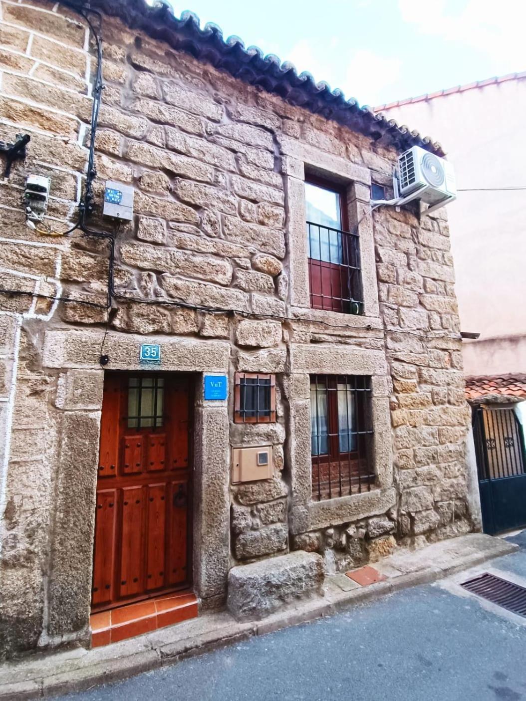 La Casita De Piedra