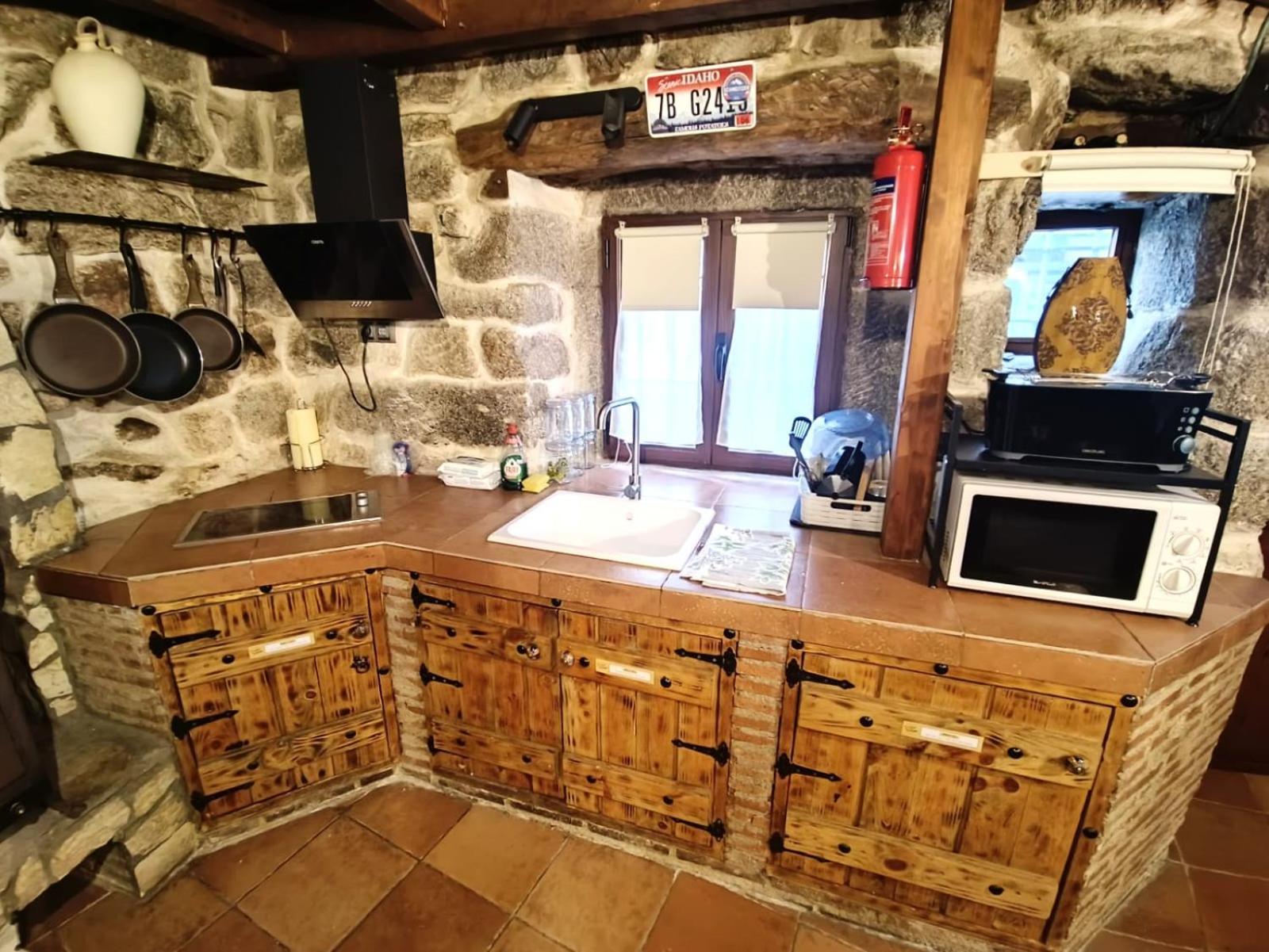 Holiday home La Casita De Piedra Navaluenga