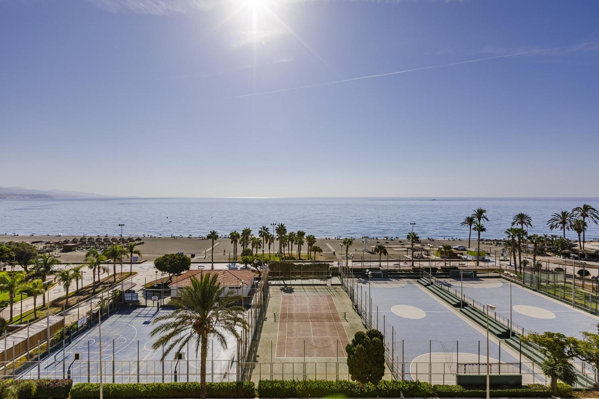 A&n Nevada 76 Torre Del Mar