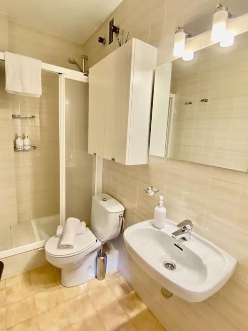 Super Exterior, Vistas, Amplio Y Muy Agradable! *