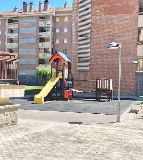 Apartamento Super Exterior, Vistas, Amplio Y Muy Agradable!