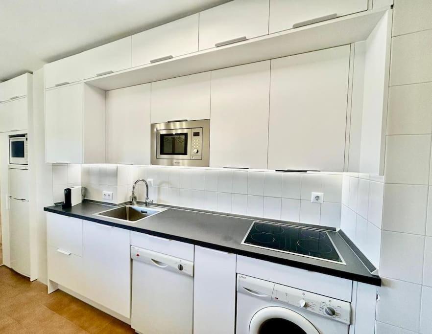 Apartamento Super Exterior, Vistas, Amplio Y Muy Agradable! *