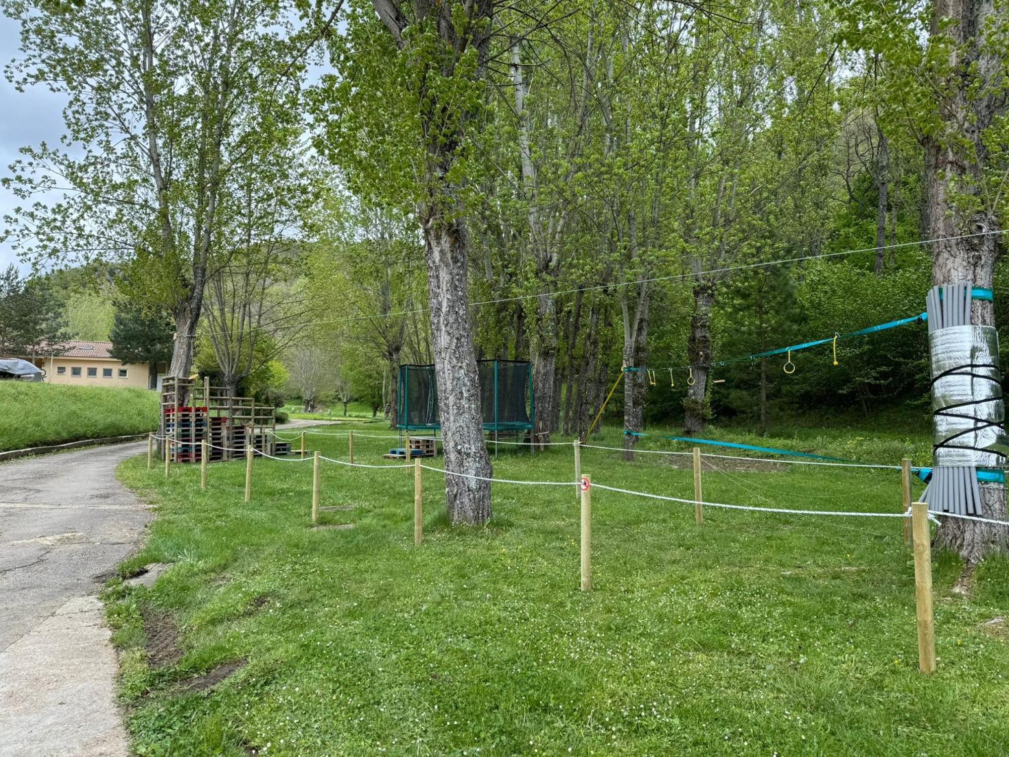 Camping Bosque De G0rd0n
