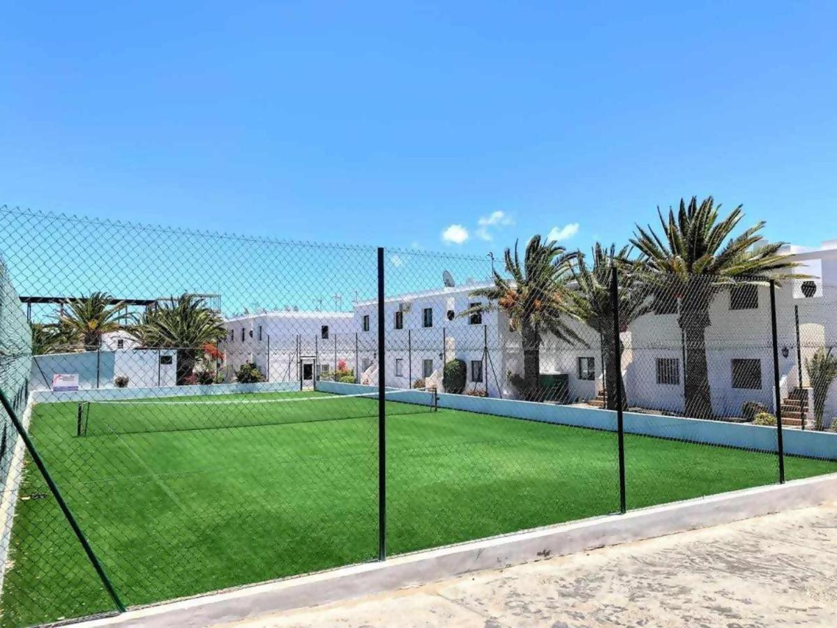 El Encanto Con Vista A La Piscina (adults Only) Apartment