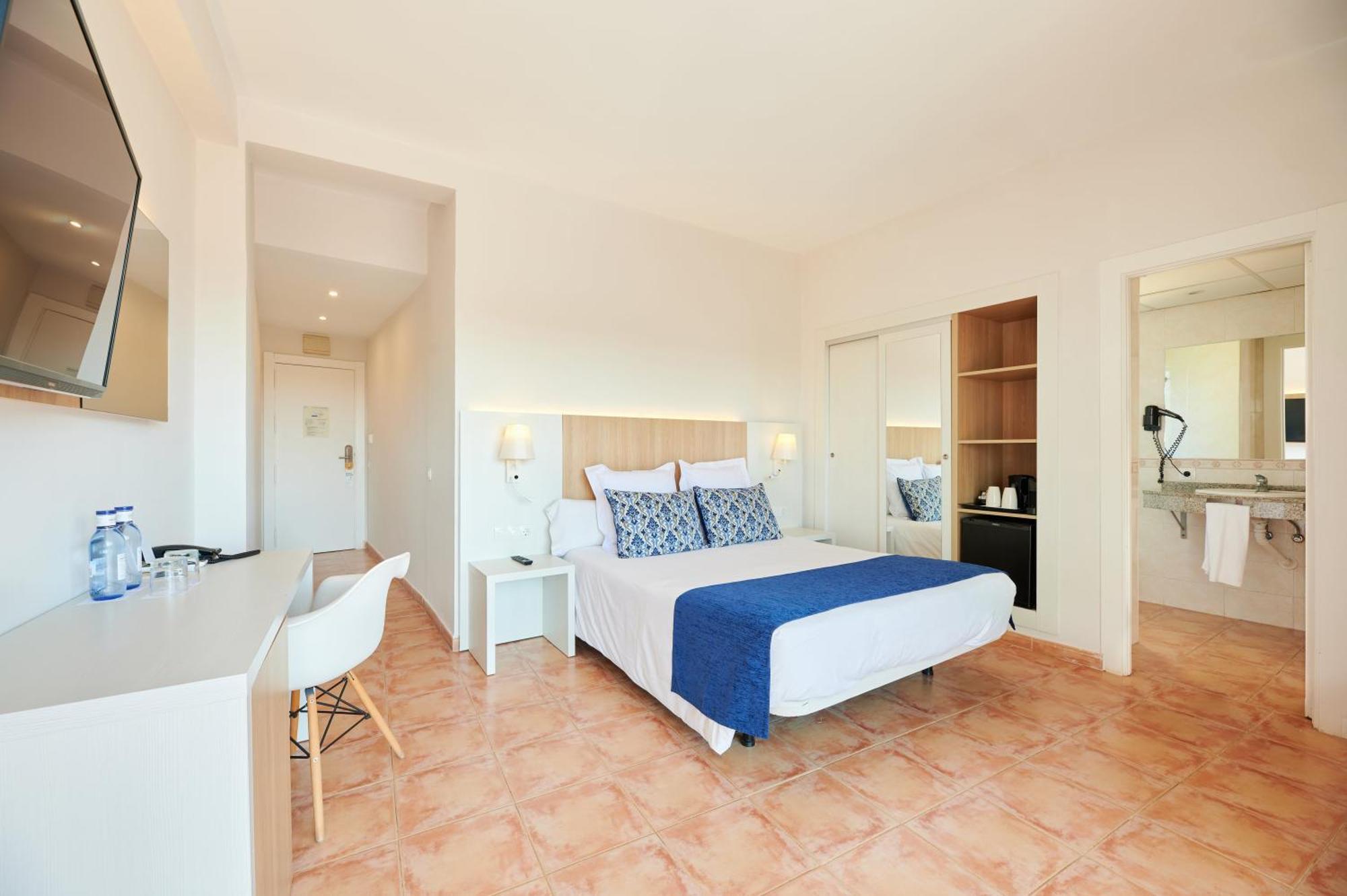 Aluasun Park Hotel 4*