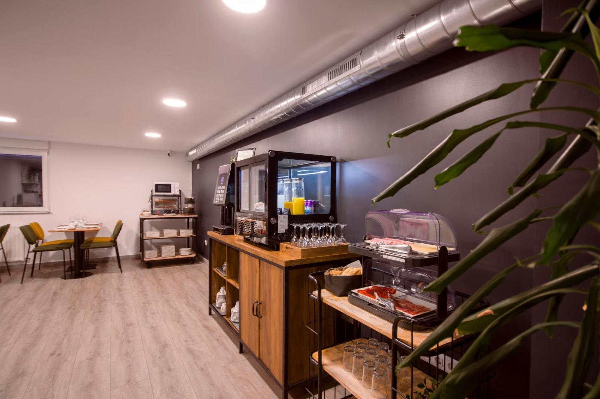 U-hotel Dario Lugo