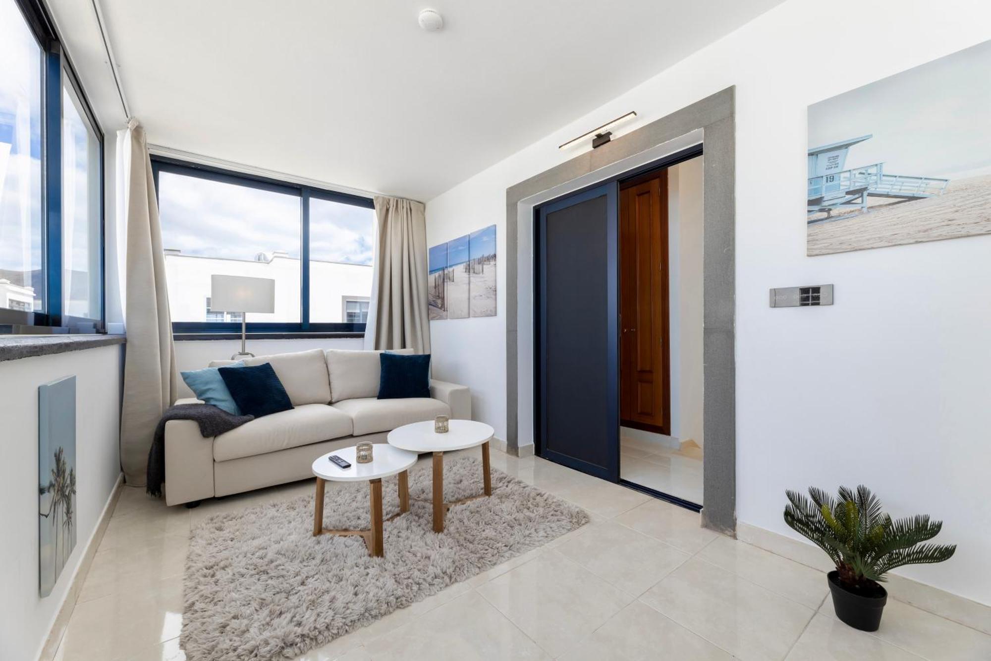 - Heated Pool, Aircon * Playa Blanca (Lanzarote)