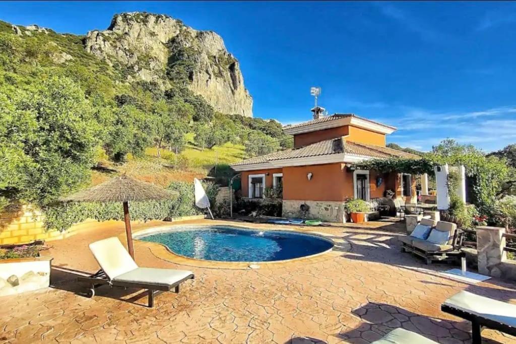 Casa La Roca Holiday home El Gastor
