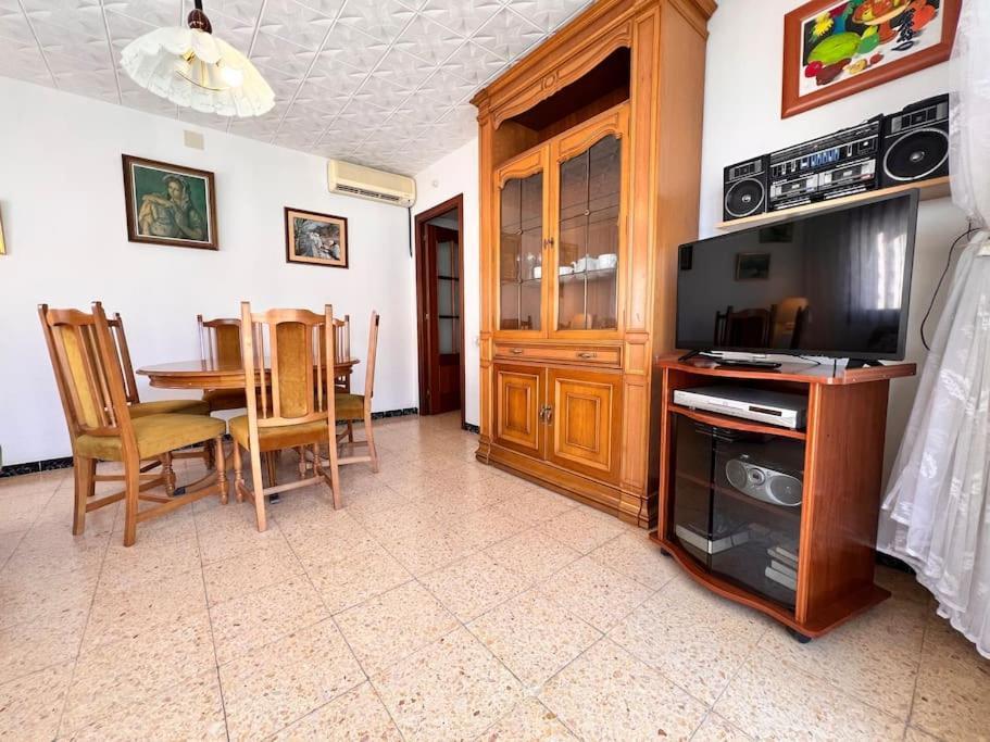 Piso Completo Y Comodo En Apartment *