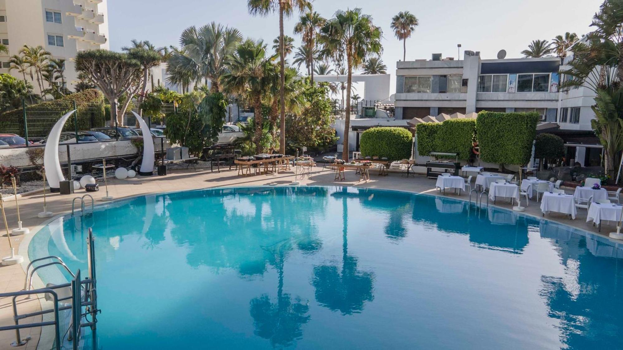 Apartahotel Palm - Excel &