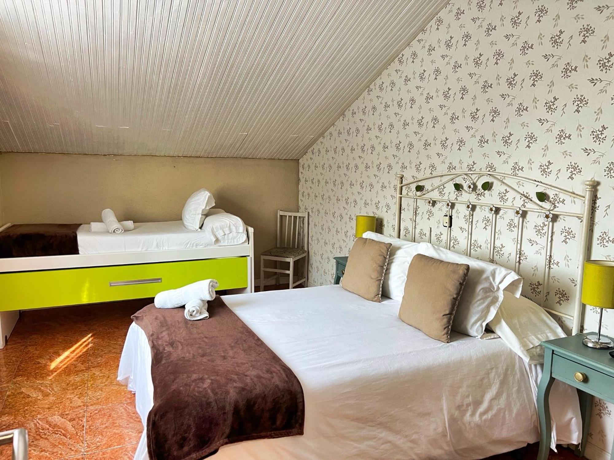 Guest house Javier - Alojateisla 3*