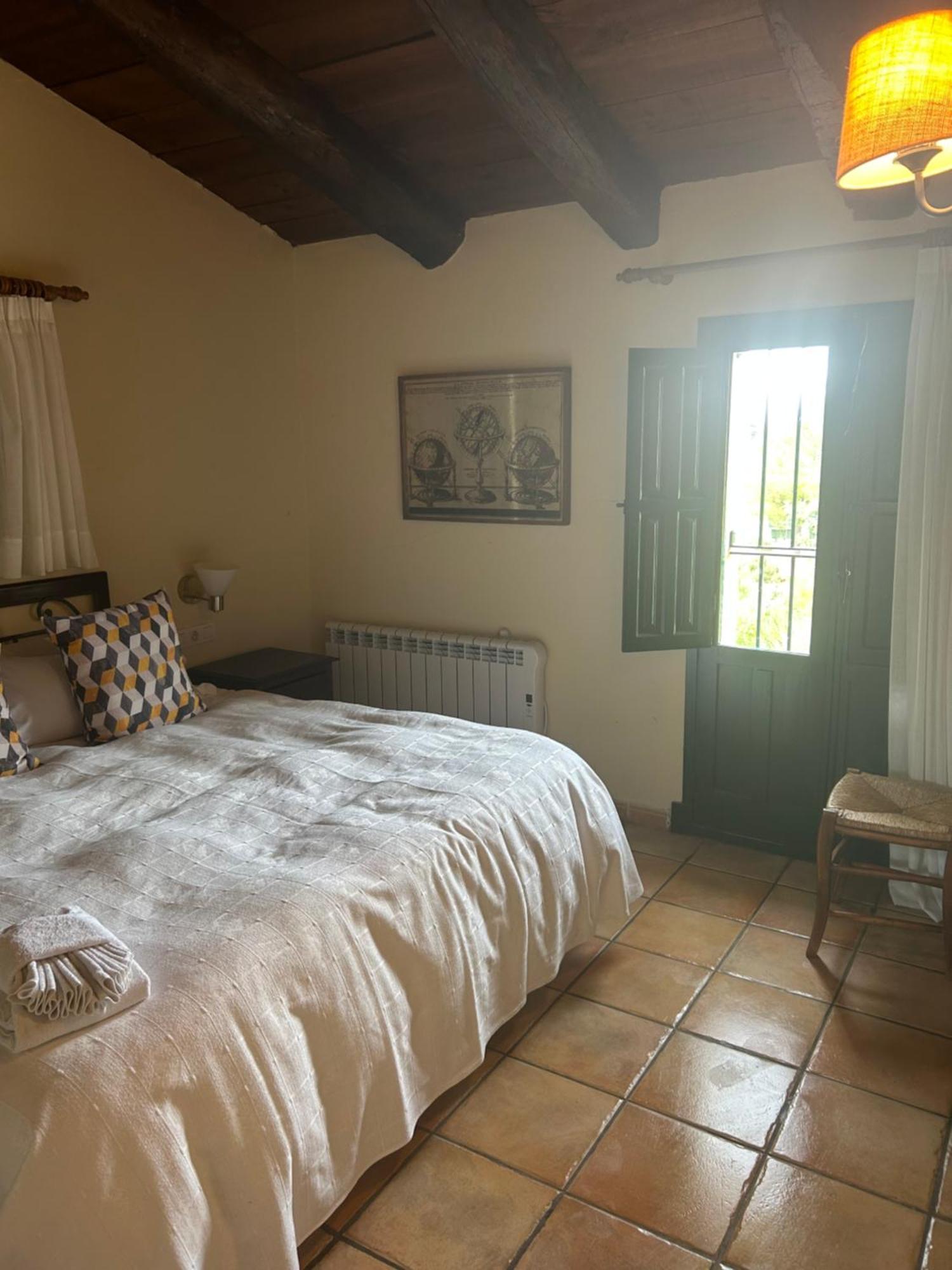 Hotel Rural Castillo De Fanecaes
