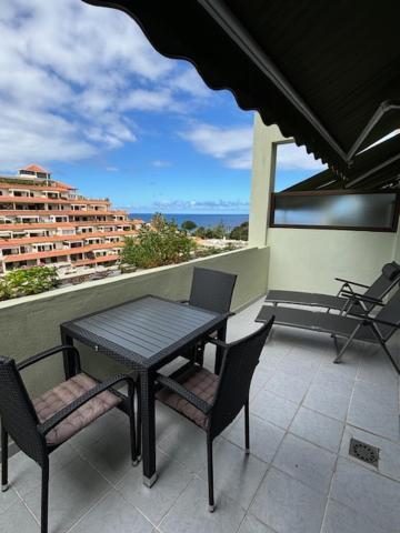 Terrassen Wohnungen, Direkt Am Strand, 25 M Beheiztem Pool, Wifi Free, Free Parking Apartamento