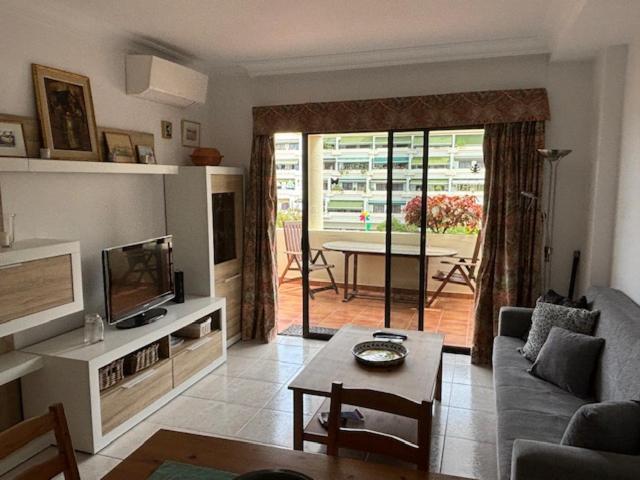 Terrassen Wohnungen, Direkt Am Strand, 25 M Beheiztem Pool, Wifi Free, Free Parking Apartamento