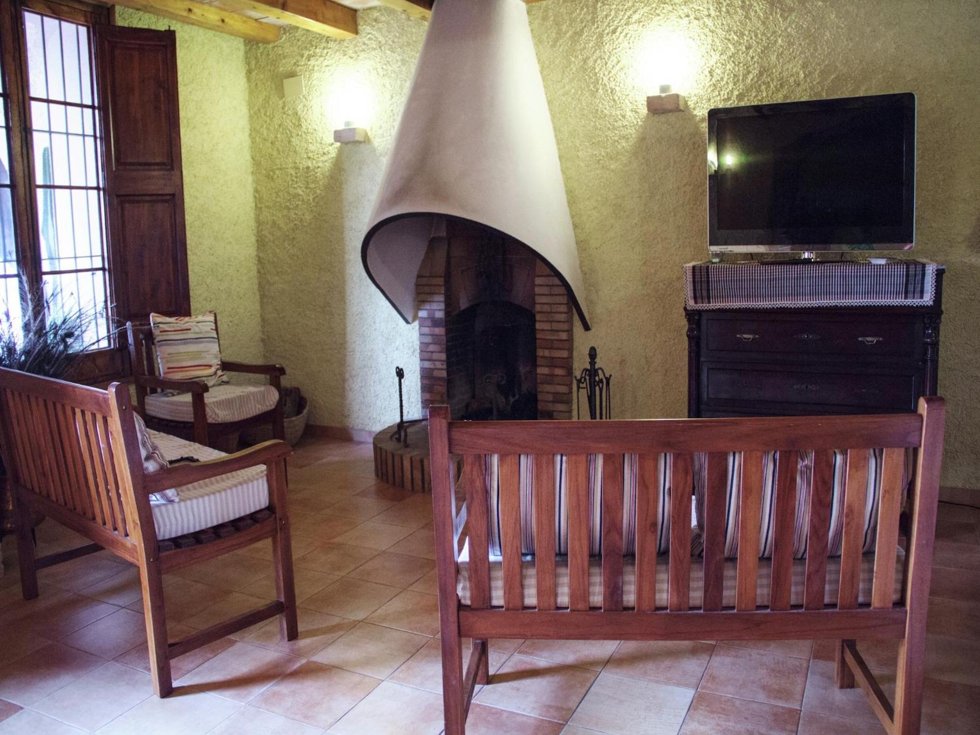 17th Century In Bages Near Montserrat Сasa de vacaciones *