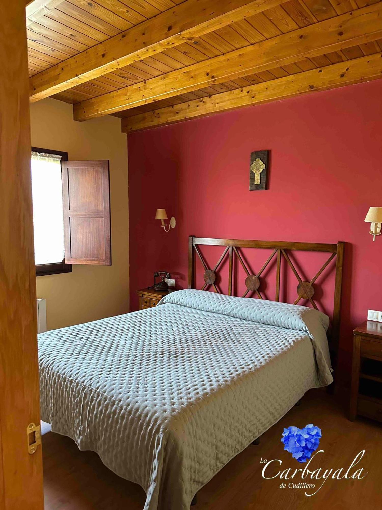 Holiday home Rurales La Carbayala Ovinana (Cudillero)