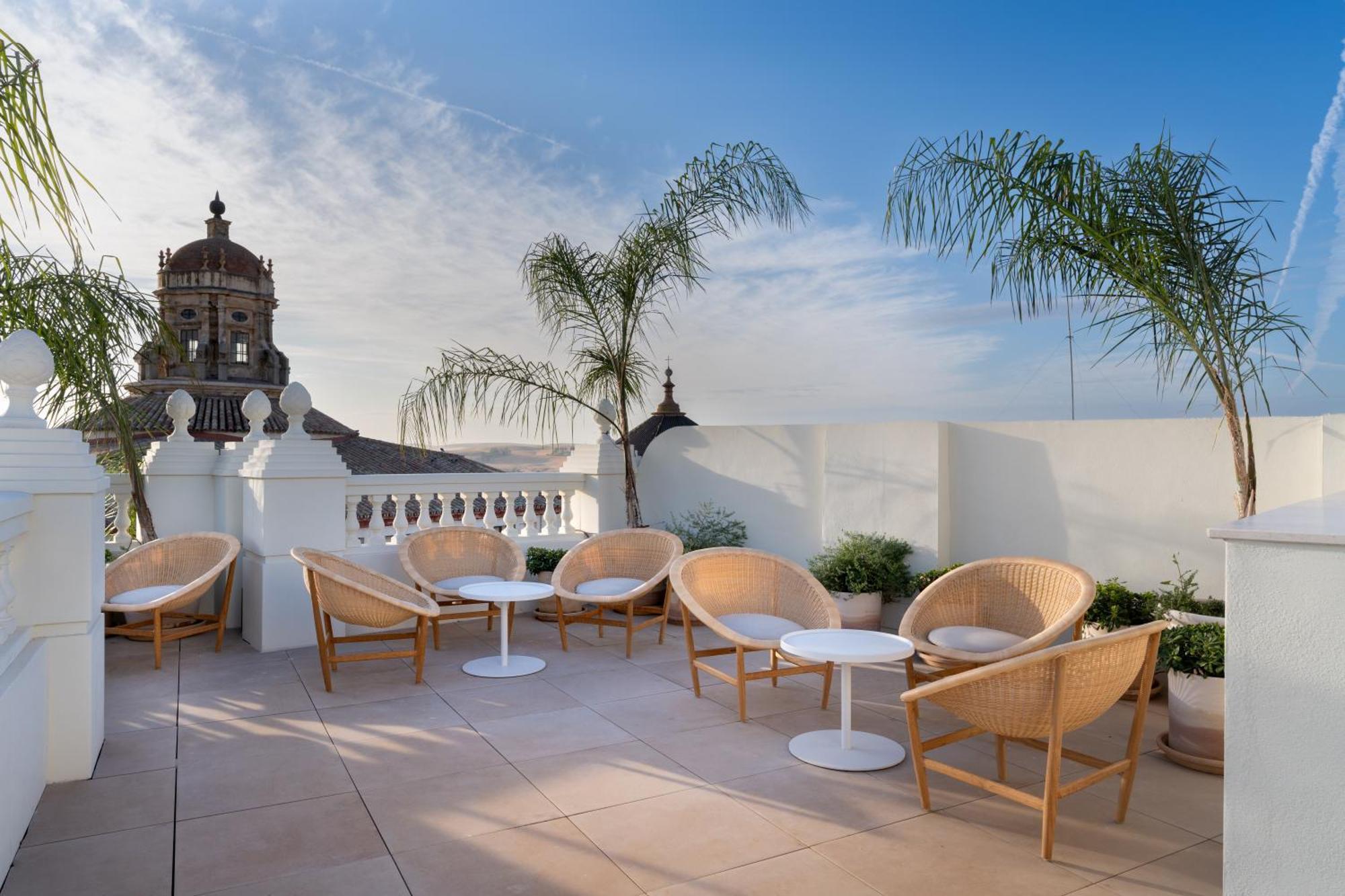 Hotel H10 Palacio Colomera