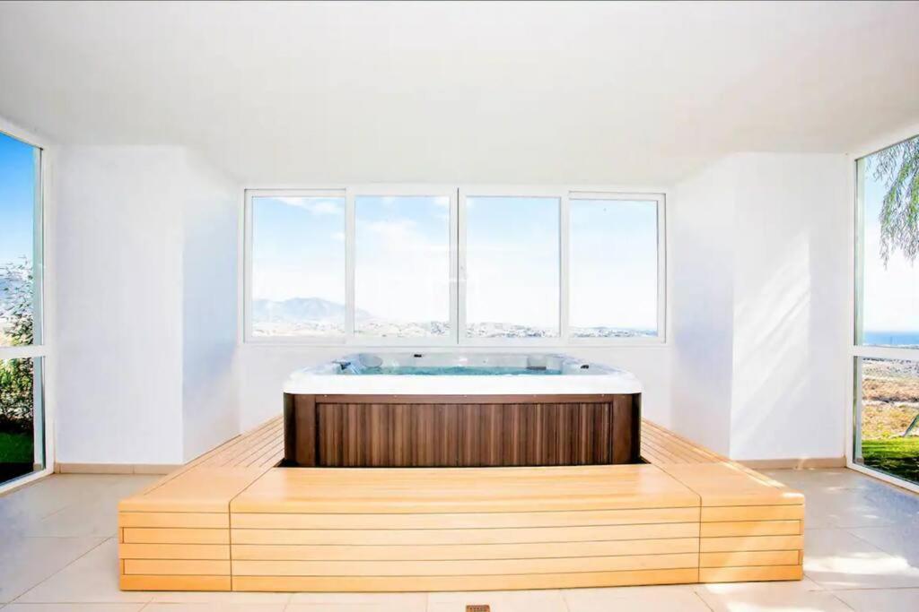 Casa Cerro Azul In La Cala Hills Club