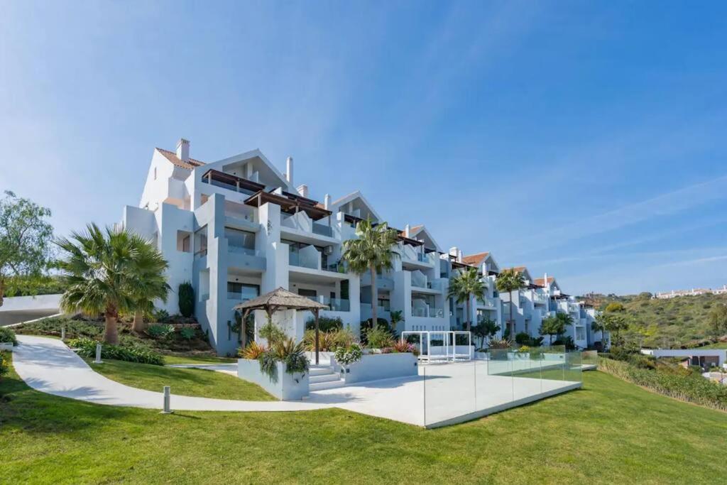 Casa Cerro Azul In La Cala Hills Club