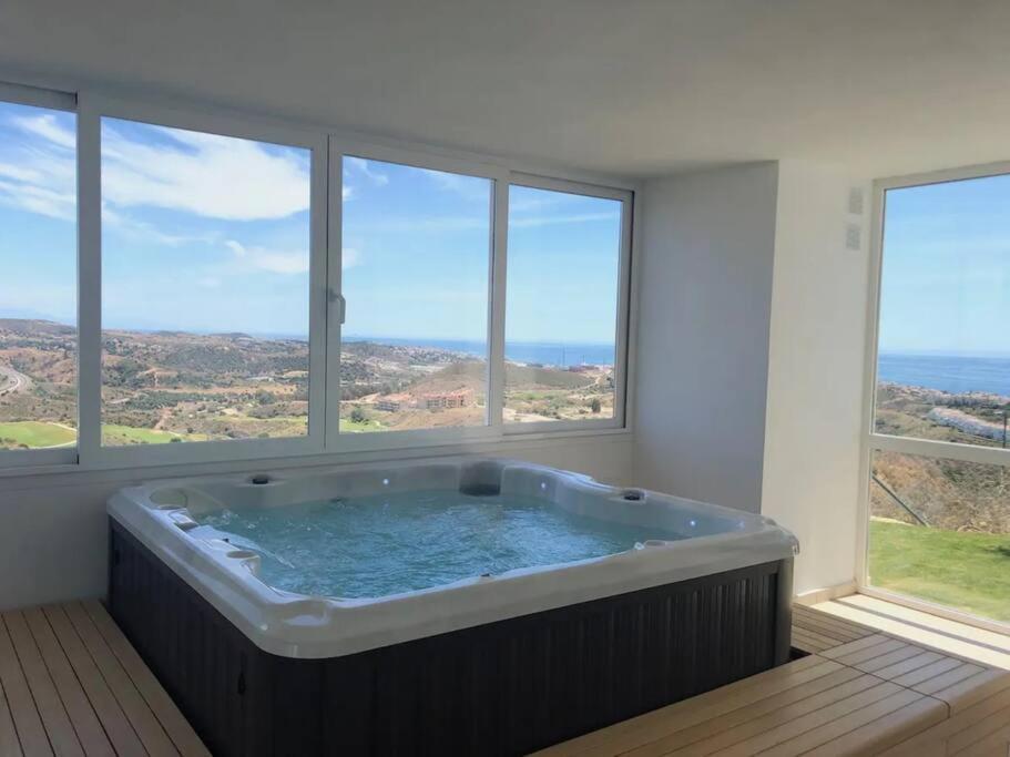Casa Cerro Azul In La Cala Hills Club Apartment *