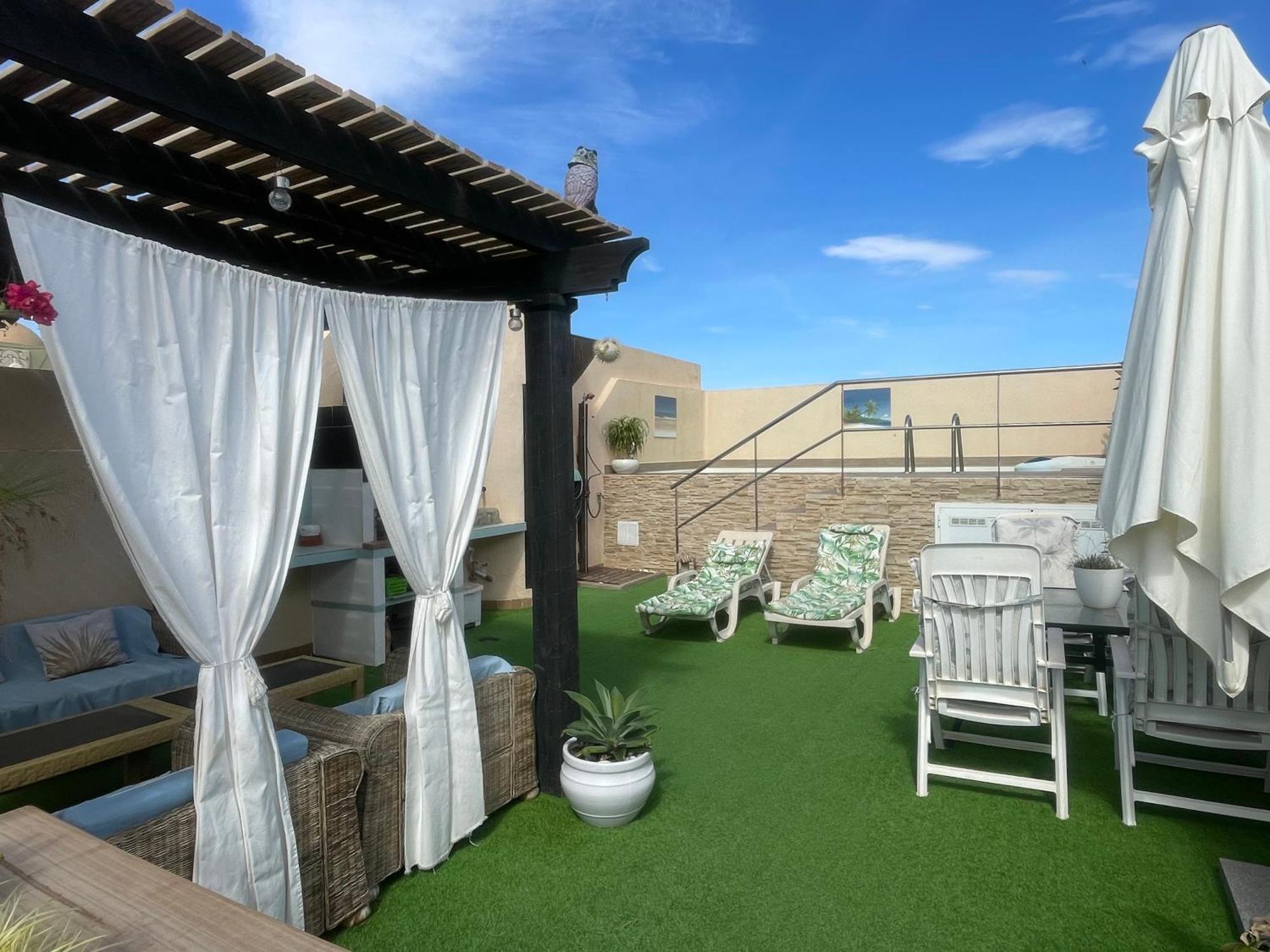 Atico Con Piscina Privada A 100m Del Mar Apartment *