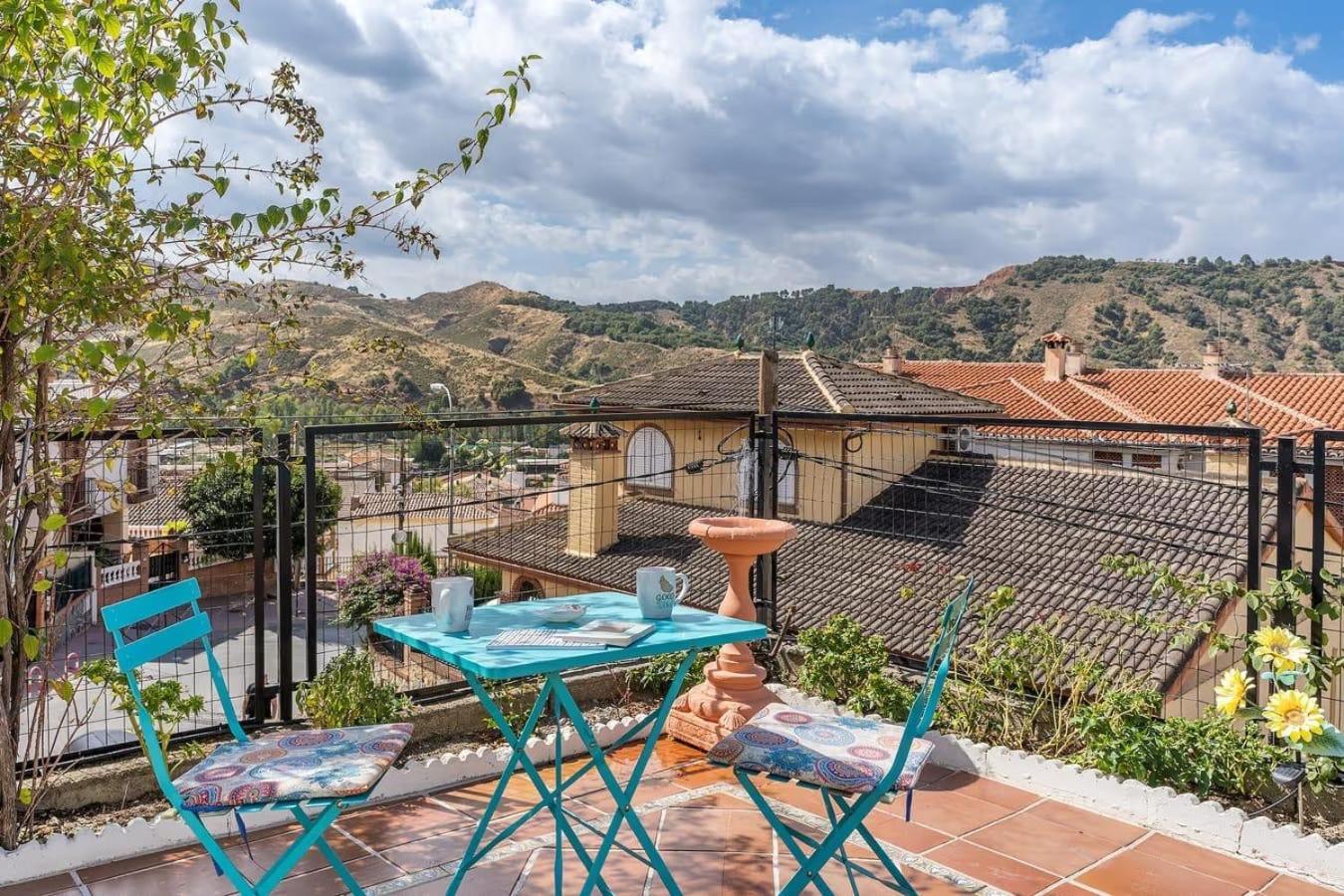 Country house Vistablanca: Panoramic Views With Pool Near Alhambra *