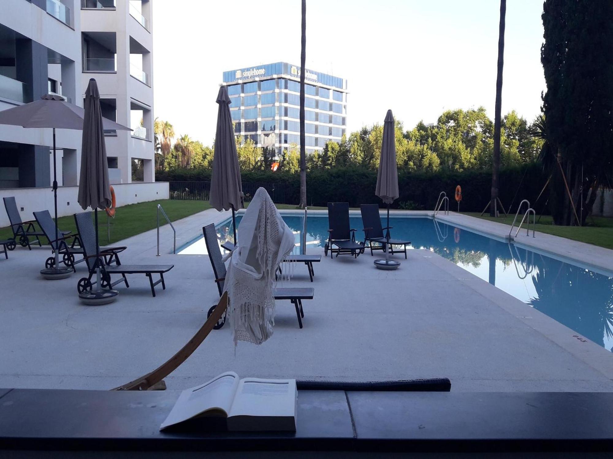 Lovely Holiday In With Shared Pool Apartment