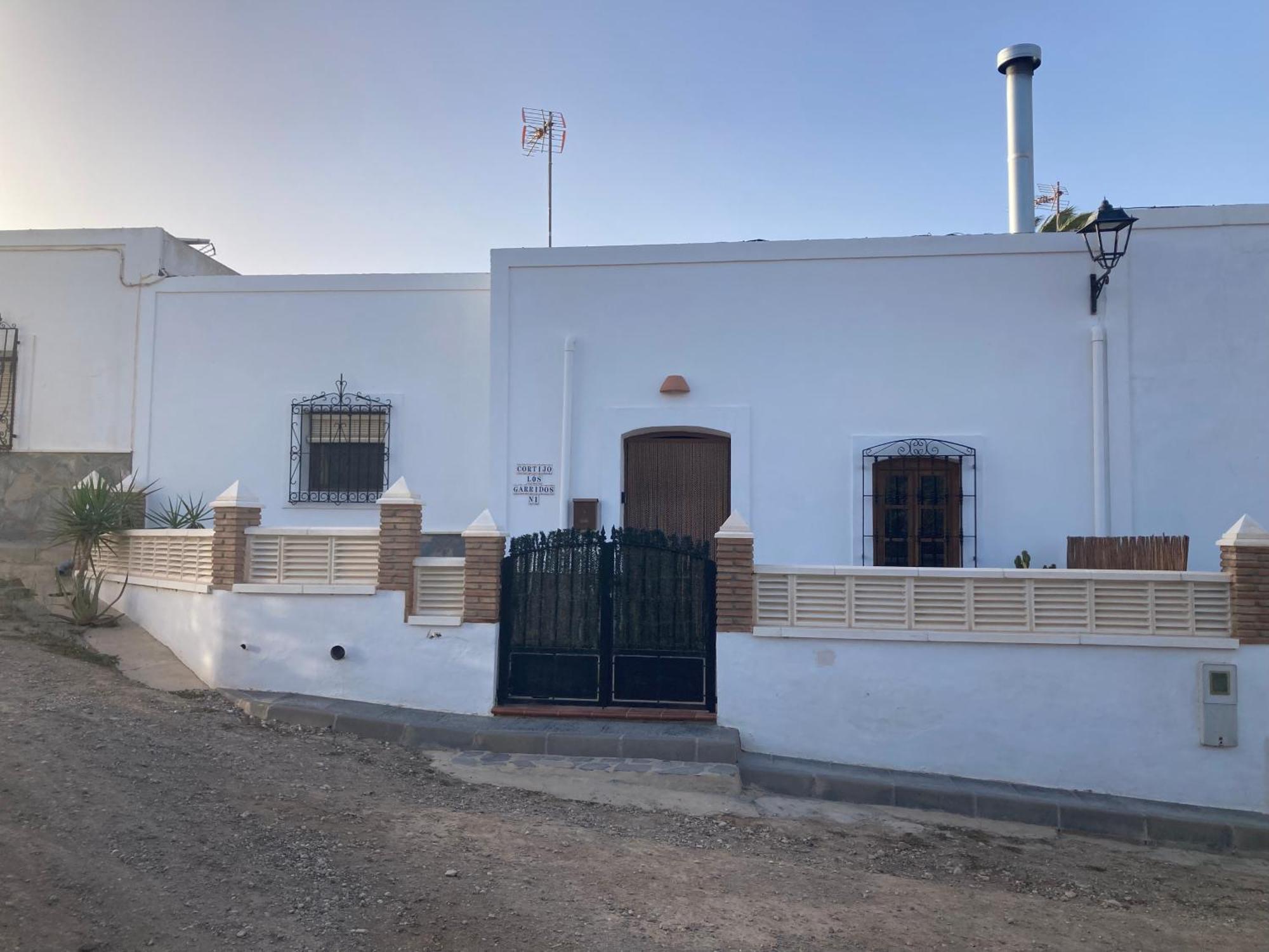 Cortijo Garridos - 7 Huespedes Сasa de vacaciones Almería