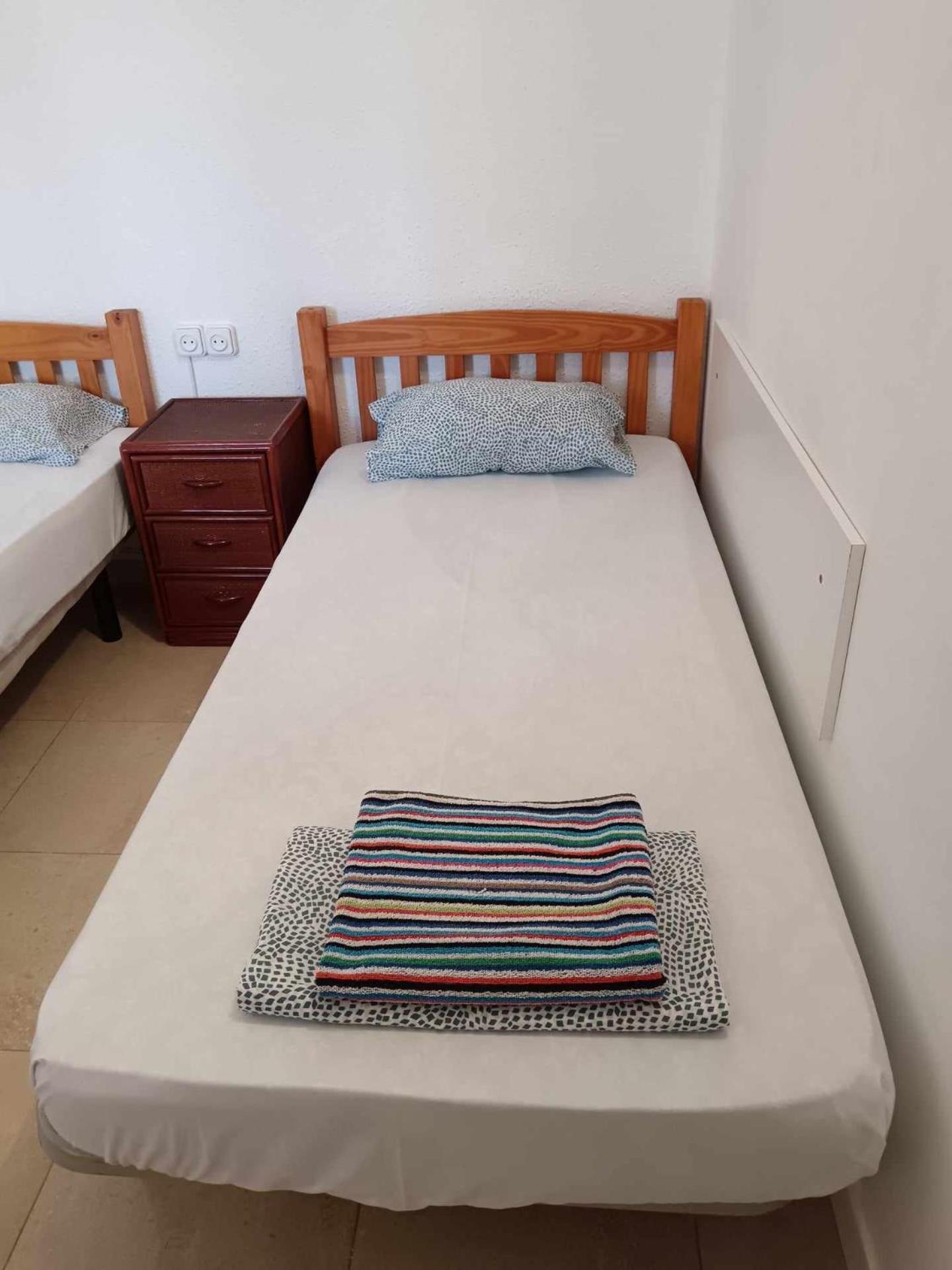 24 D-habitacion En Piso Homestay