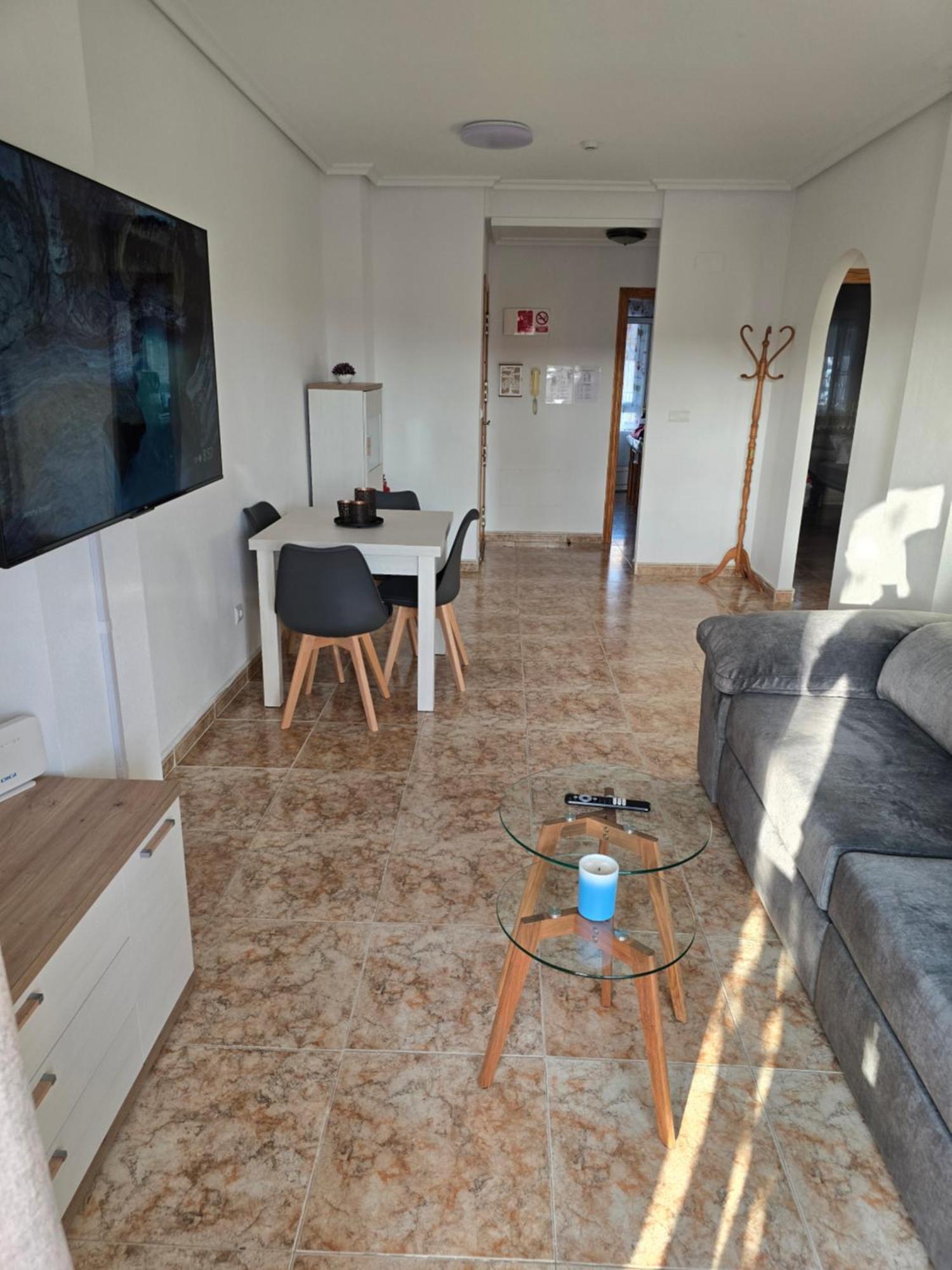 - 2 Bedrooms - Playa Lisa Tamarit - Airco - Parking Apartamento *