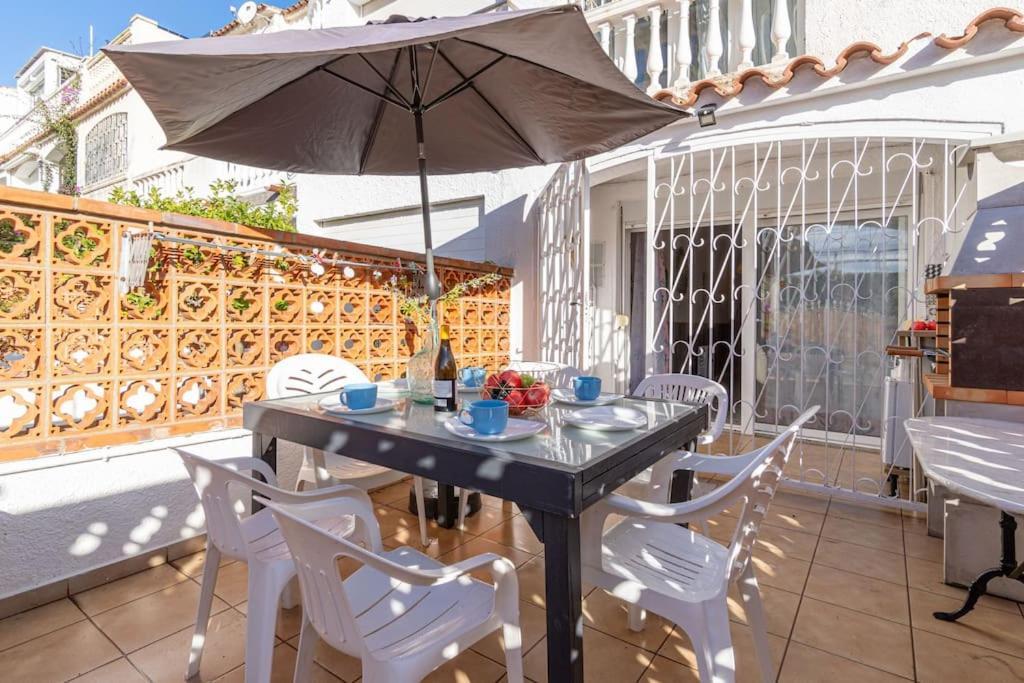 House Duplex In The With Barbaque & Two Terraces One With Views Сasa de vacaciones *