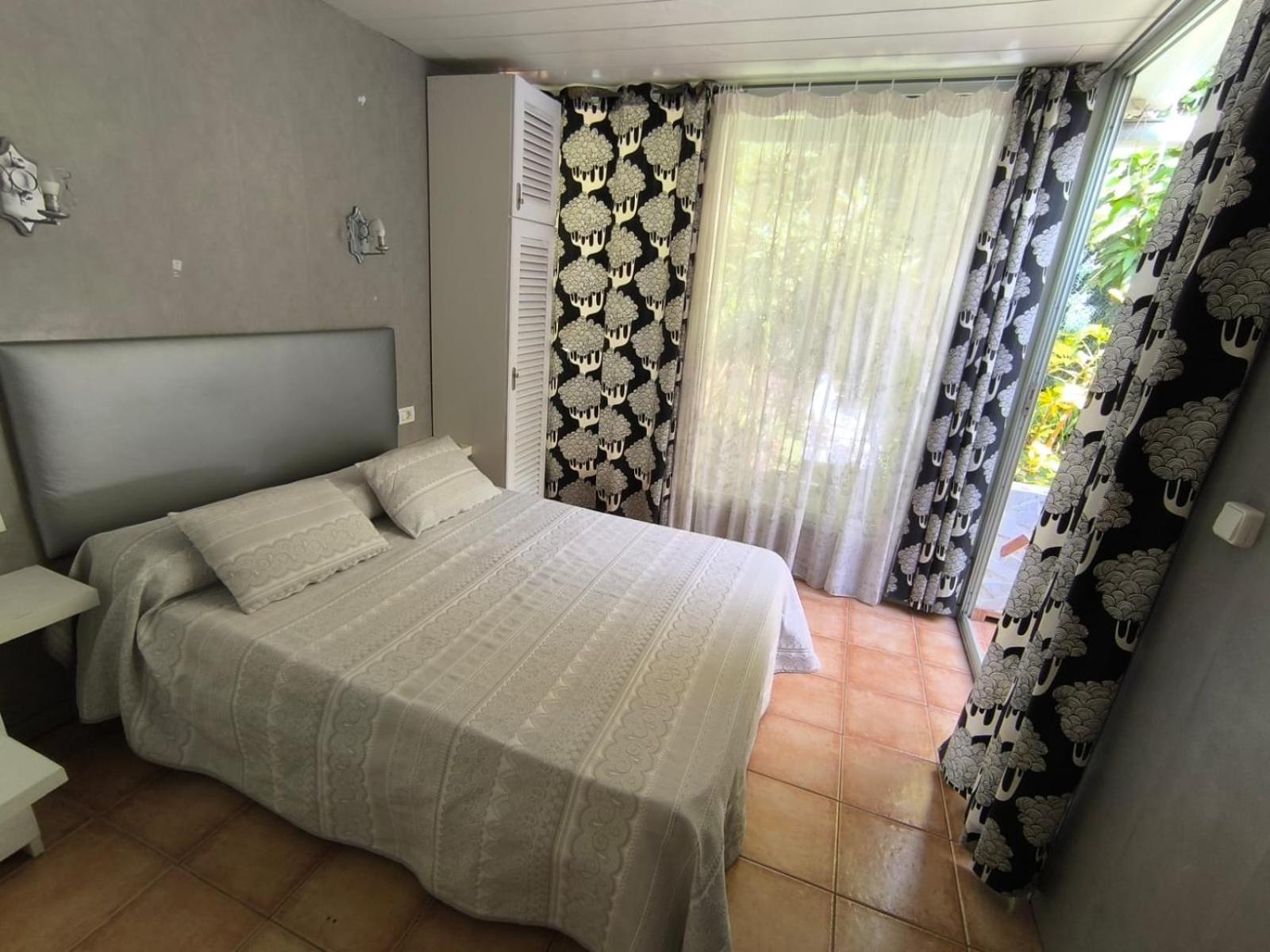 Apartamento Paradero Las Americas Con Jardin *