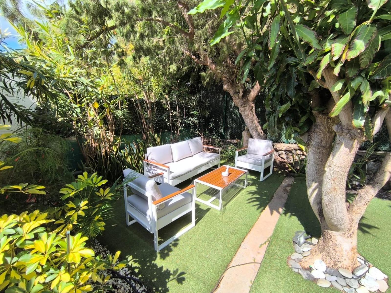 Apartment Apartamento Paradero Las Americas Con Jardin
