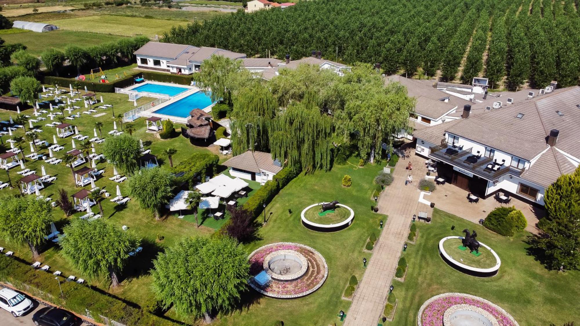 Hotel Conde Rodrigo Ii By Eme