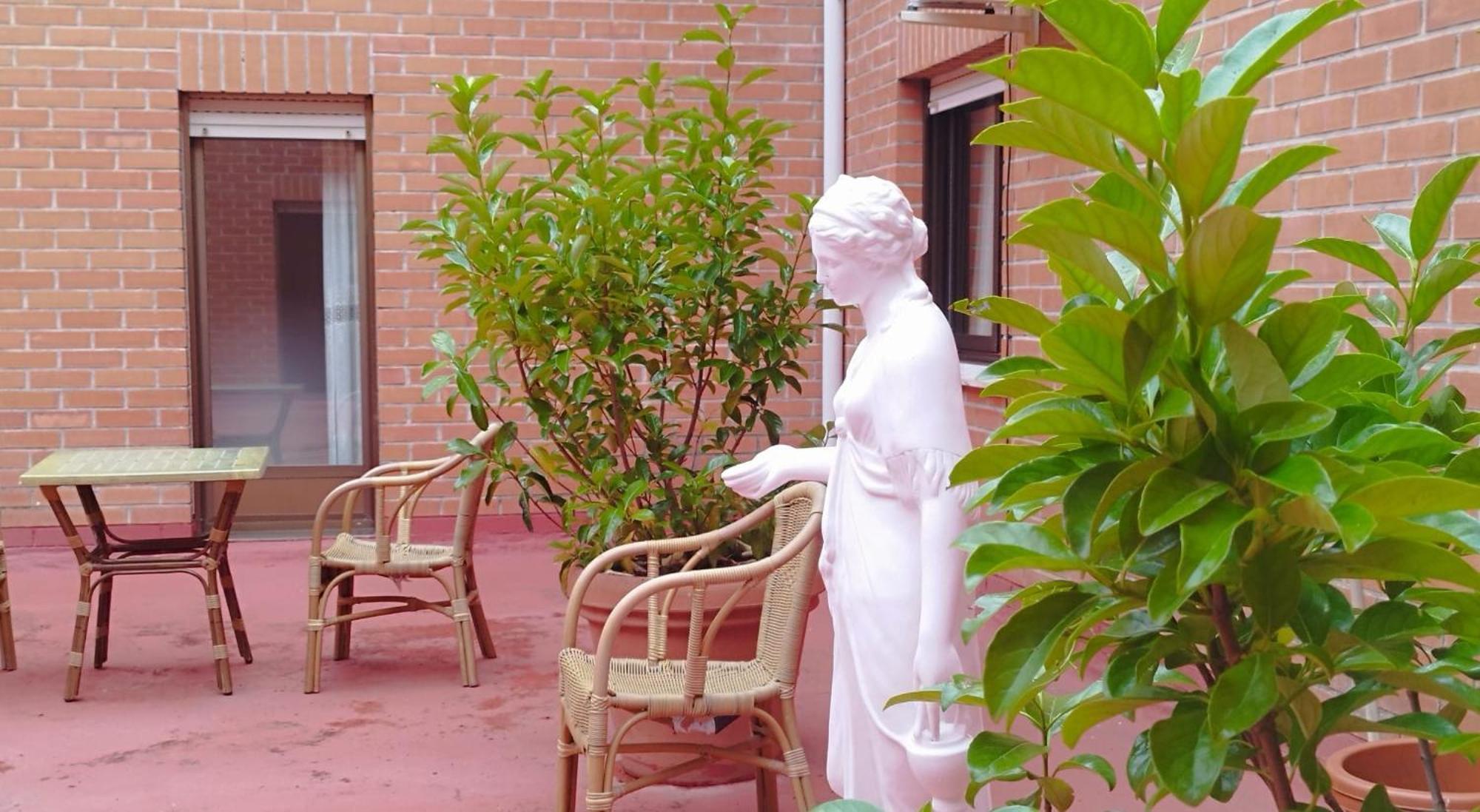 Dracos Hotel 3*