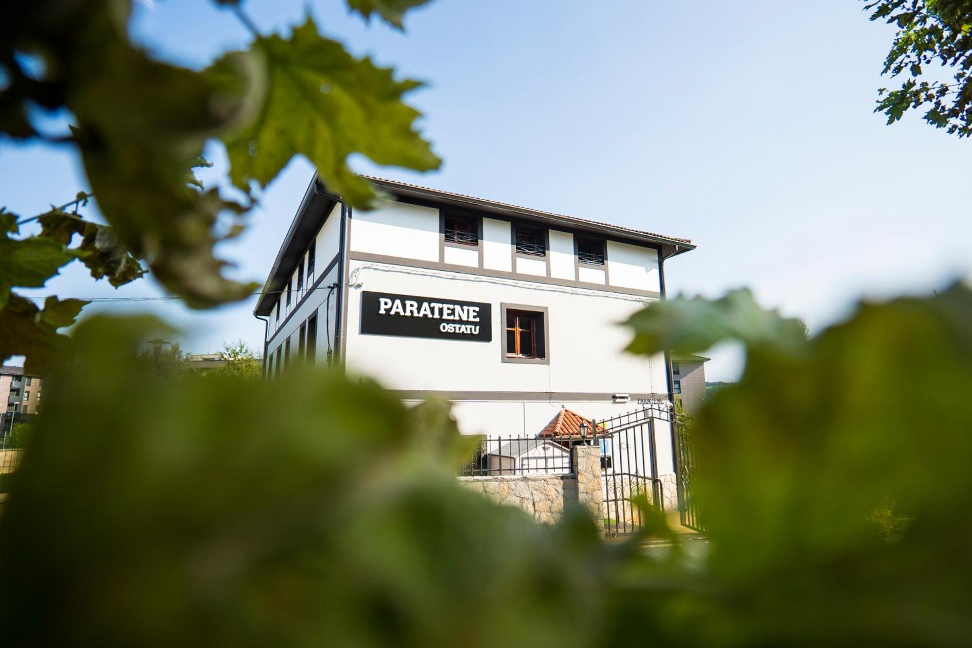 Paratene Ostatu Guest house Erandio