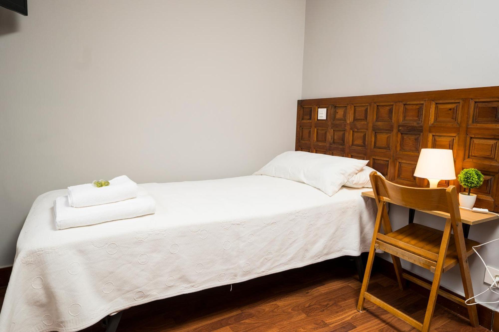 Guest house Paratene Ostatu *