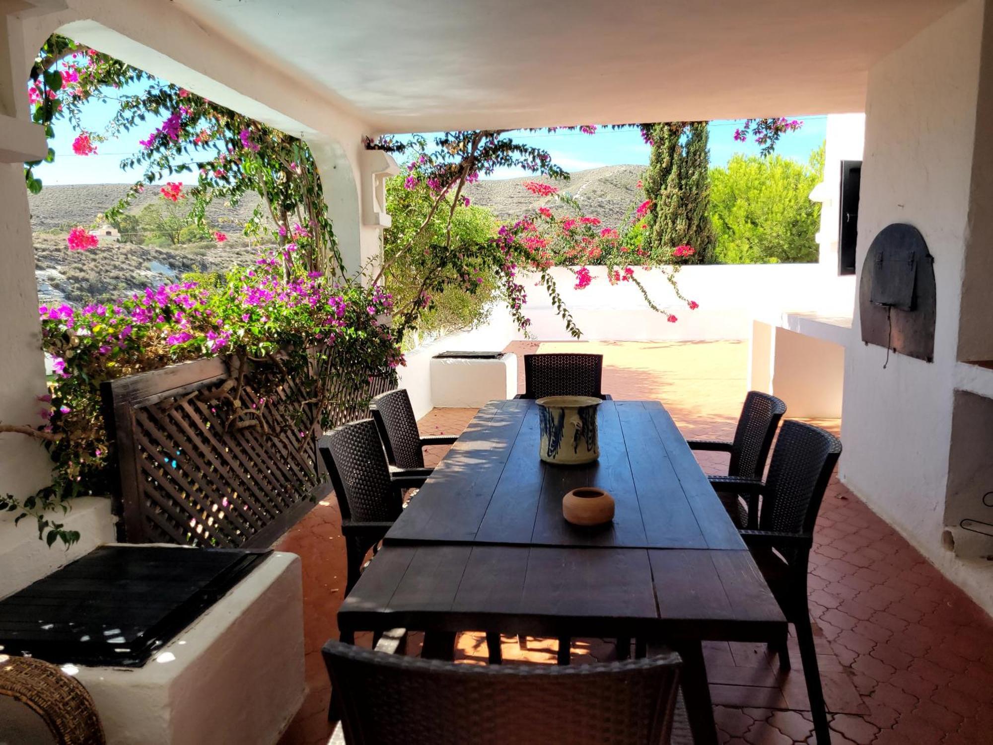 Casa La Cupula Agua Amarga (Almeria)