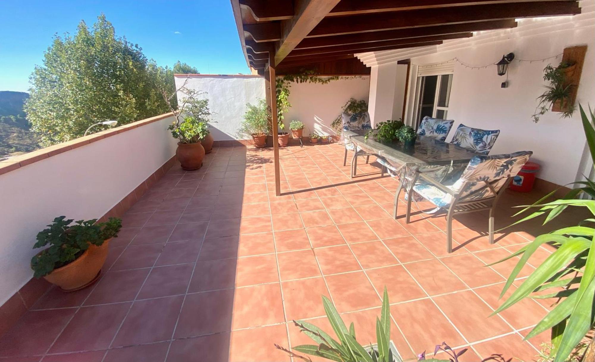 Atico Puerta De La Alpujarra Apartment