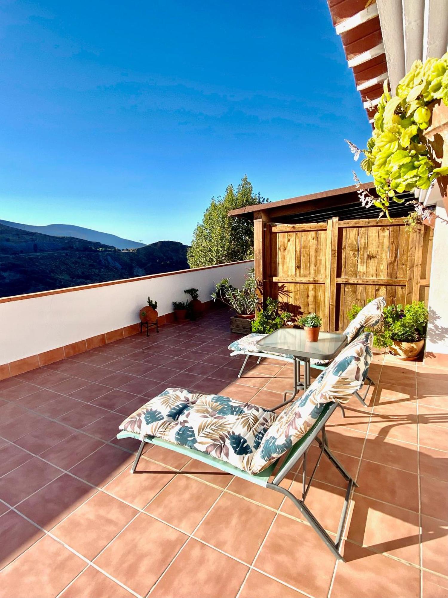 Apartment Atico Puerta De La Alpujarra