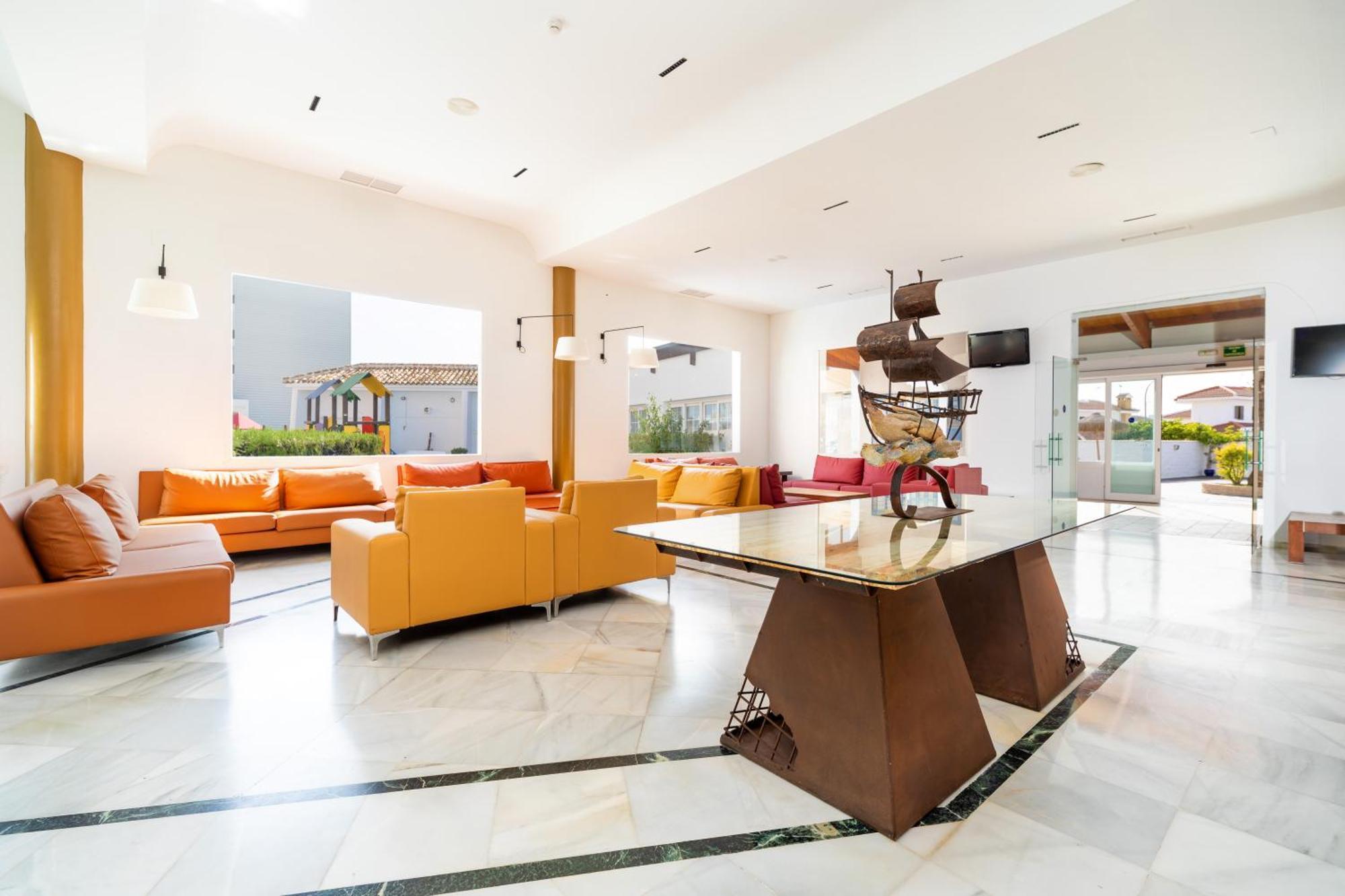 Hotel Ohtels Carabela