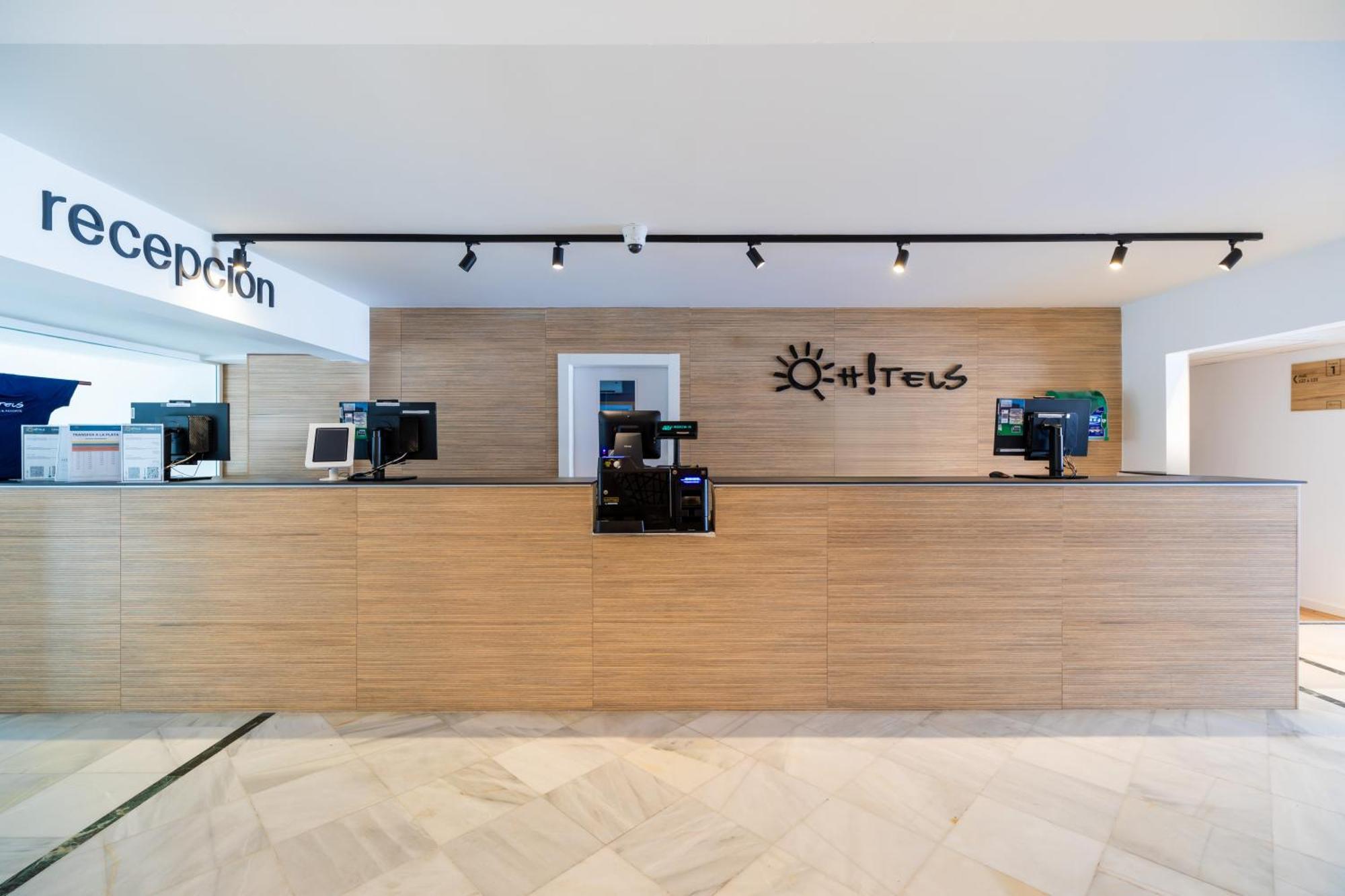 Hotel Ohtels Carabela 4*